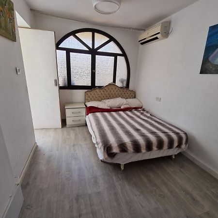 וילה אברמוביץ Villa Rishon LeZion Exterior foto